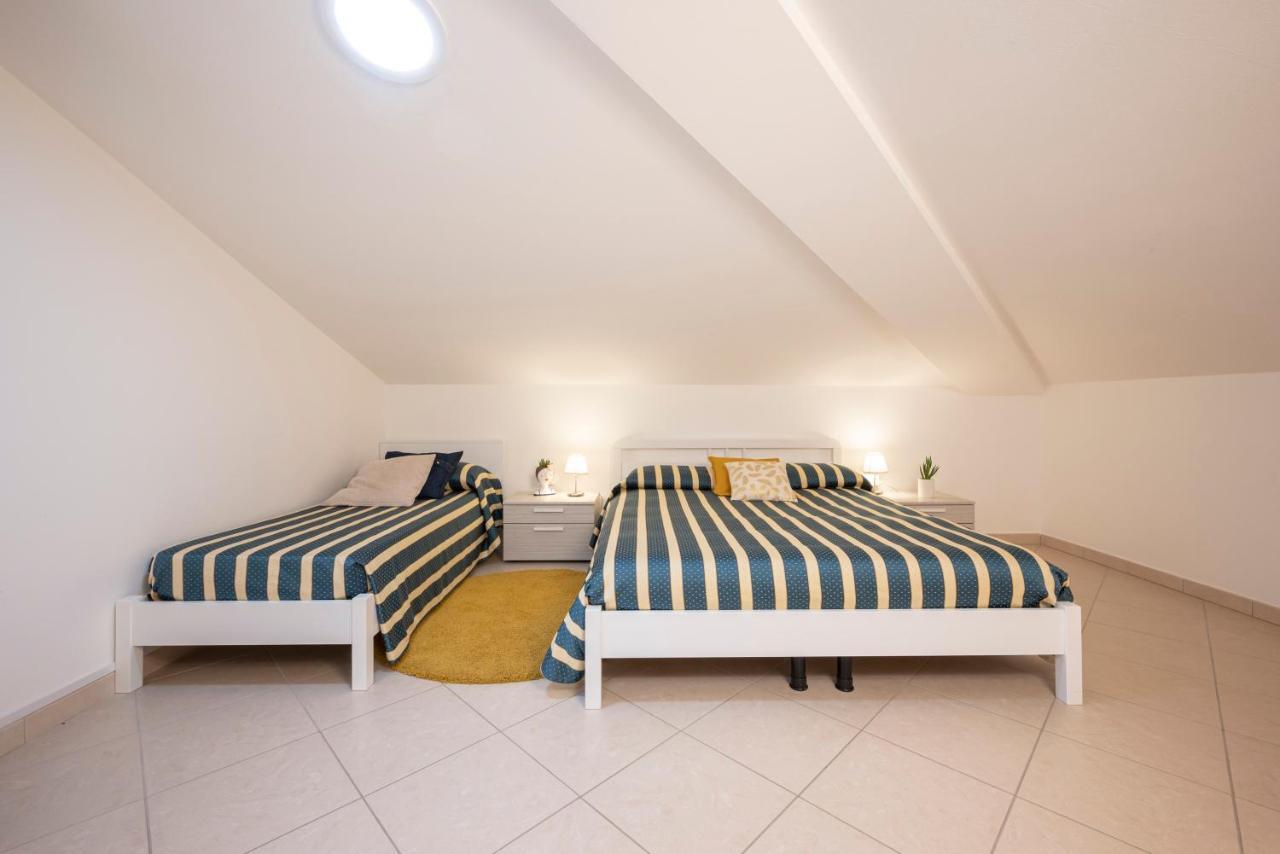Ferienwohnung Trilocale A Due Passi Dal Centro E Dal Mare San Vincenzo Exterior foto